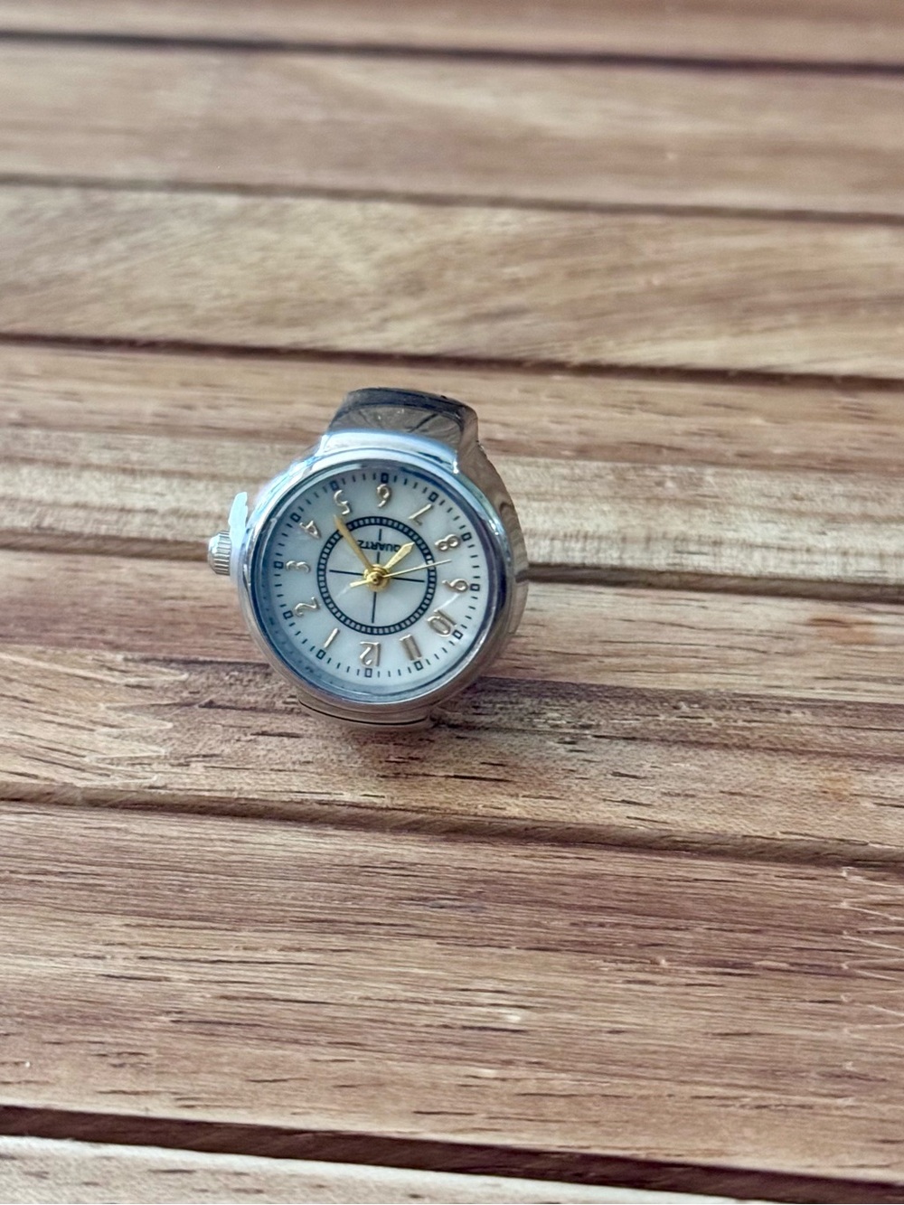 Silver tone ring